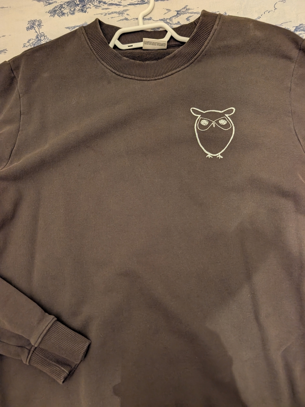 Green Crewneck Sweater with Owl Graphic